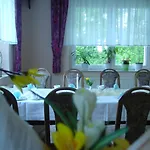 Und Restaurant Karpfenschaenke Otel Schenkendobern