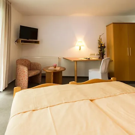 Und Restaurant Karpfenschaenke Otel