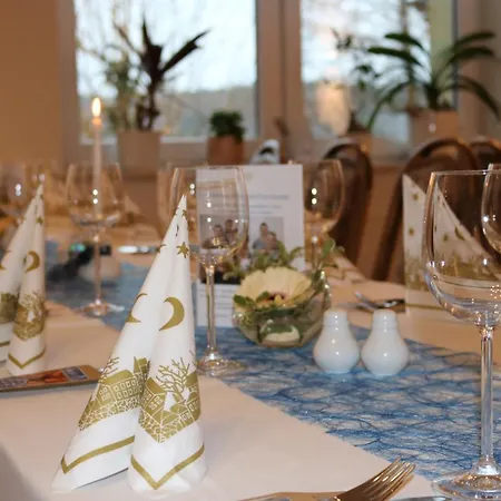 Und Restaurant Karpfenschaenke Hotel Schenkendobern