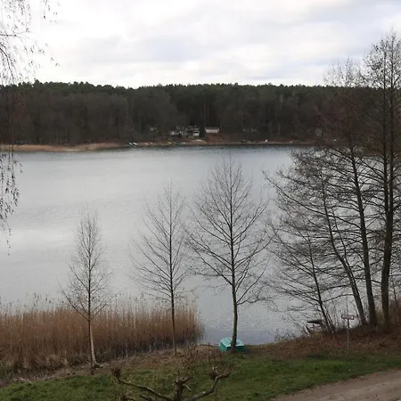 Hotel Und Restaurant Karpfenschaenke Schenkendobern